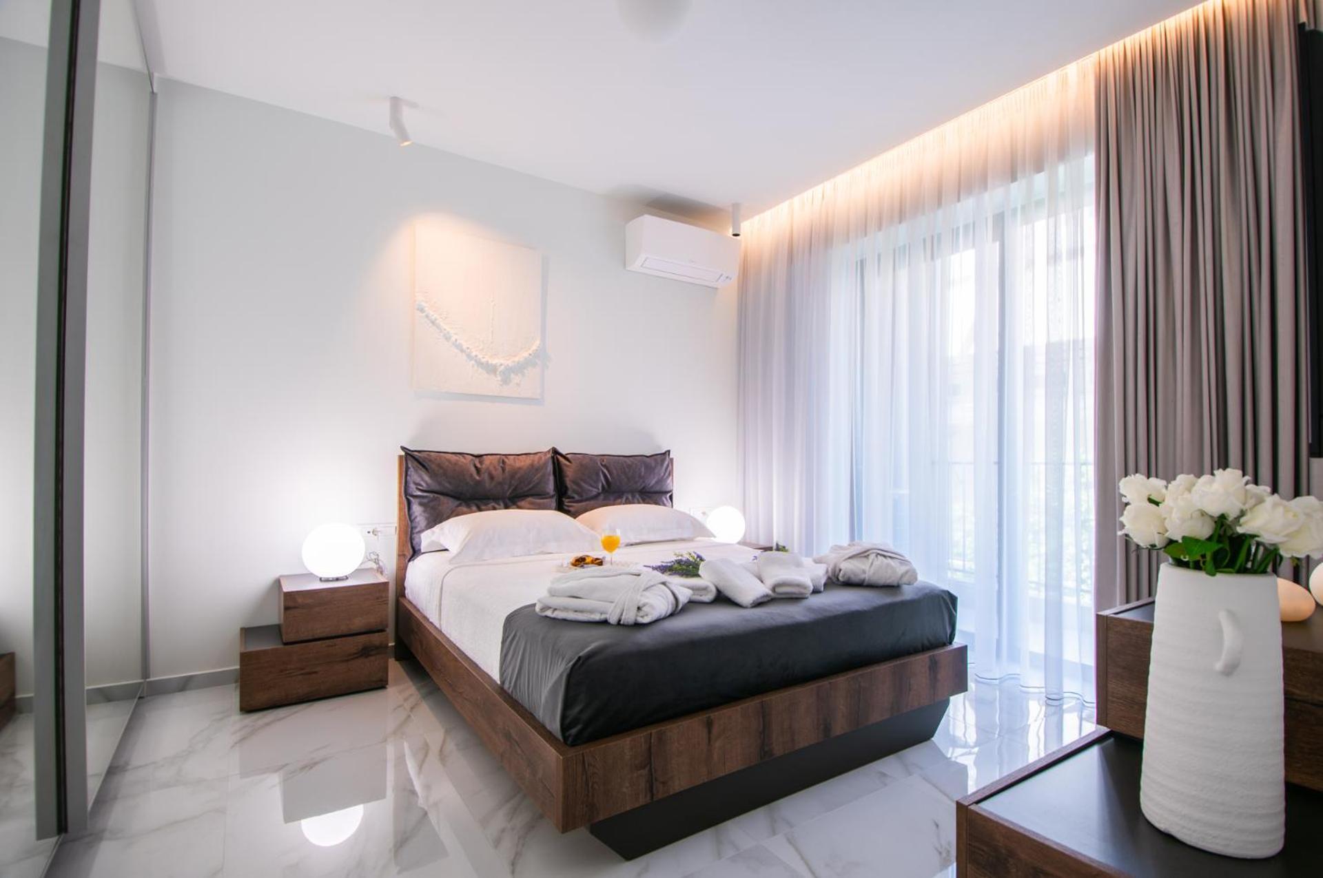 Oikos Luxury Apartment Agios Nikolaos (Crete)