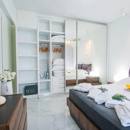 Oikos Luxury Central Apartment Agios Nikolaos  Exterior photo